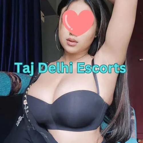Top Delhi Model Pooja Bhaskar